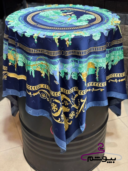 روسری ابریشم ژاکارد طرح سینیوریتا سرمه ای